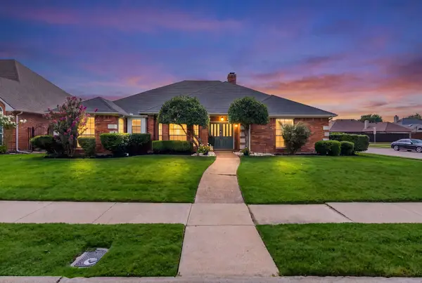 9021 Silverdollar Trail, Irving, TX 75063