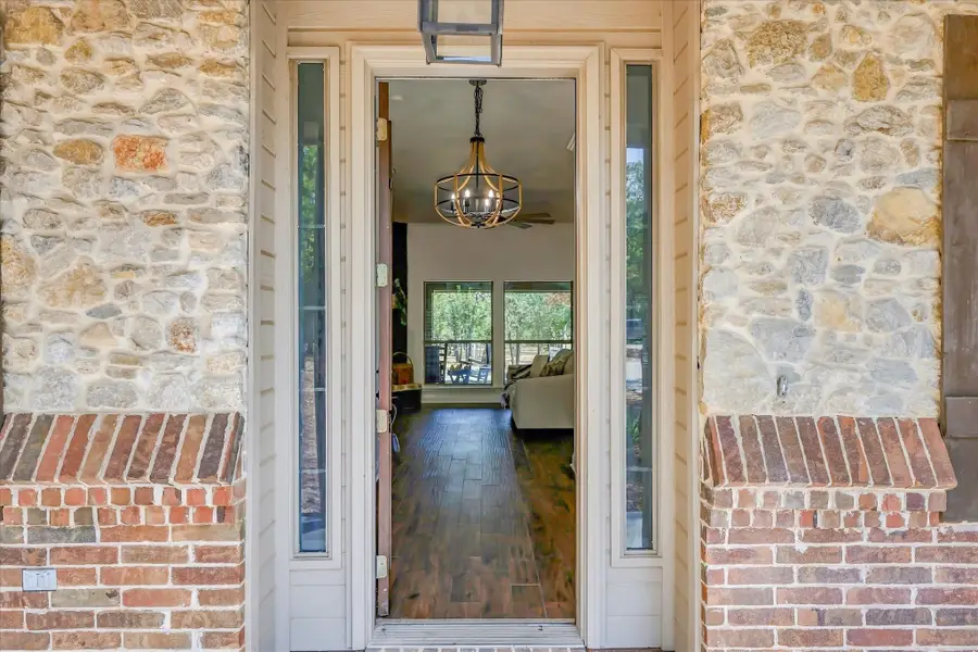 514 Oak Hills Drive, Newark, TX 76071 - #3