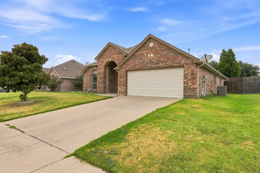 3221 Canary Lane, Midlothian, TX 76065 - #3
