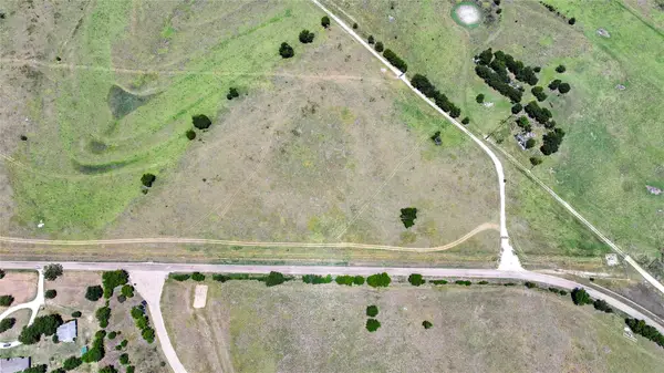 4800 Woodard Avenue, Cleburne, TX 76033