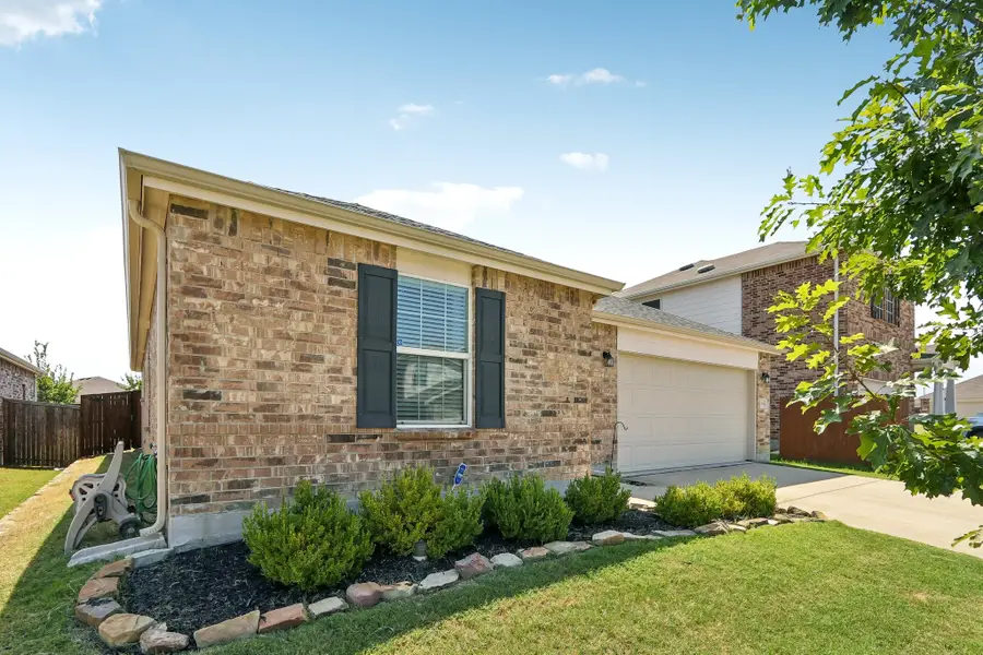 3304 Biggs Avenue, Aubrey, TX 76227 - #3