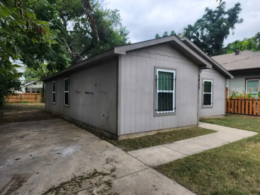 3823 Colonial Avenue, Dallas, TX 75215 - #2