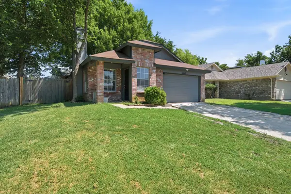 4837 Thistledown Drive, Fort Worth, TX 76137