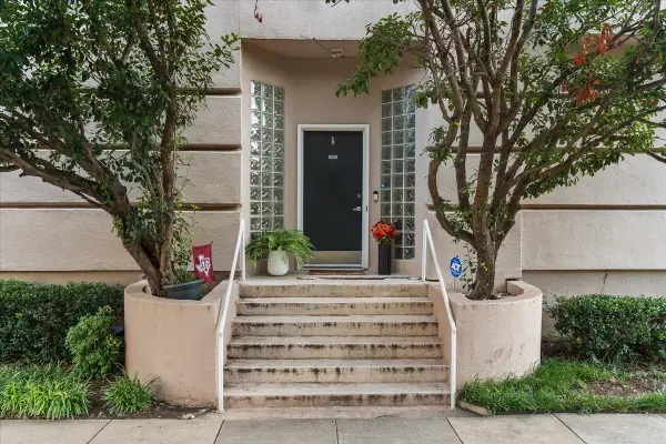 4040 Avondale Avenue #405, Dallas, TX 75219