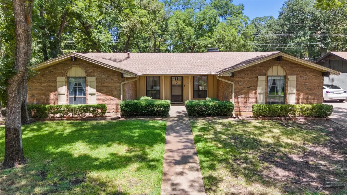 1611 Phyllis Court, Irving, TX 75060 - #1