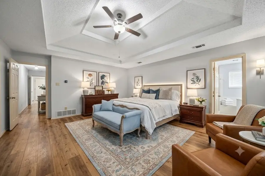 1223 Heather Street, Grapevine, TX 76051 - #3
