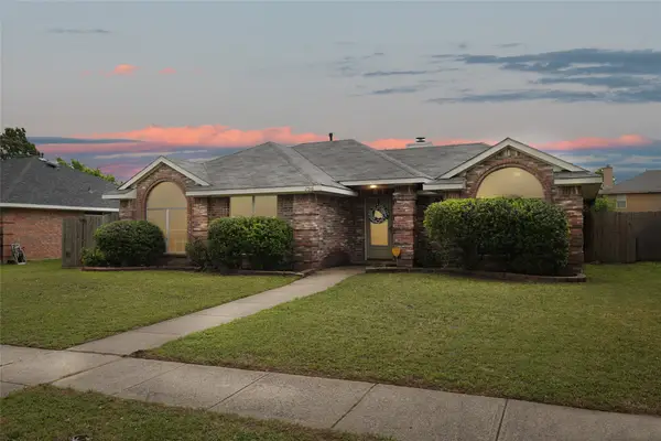 2516 Buck Drive, Mesquite, TX 75181