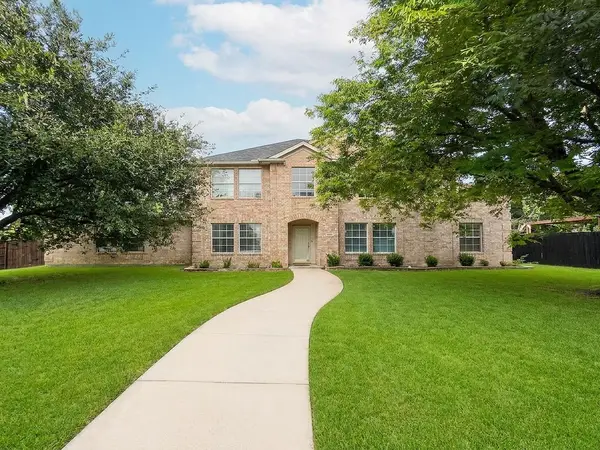 754 Cedarwood Drive, Cedar Hill, TX 75104