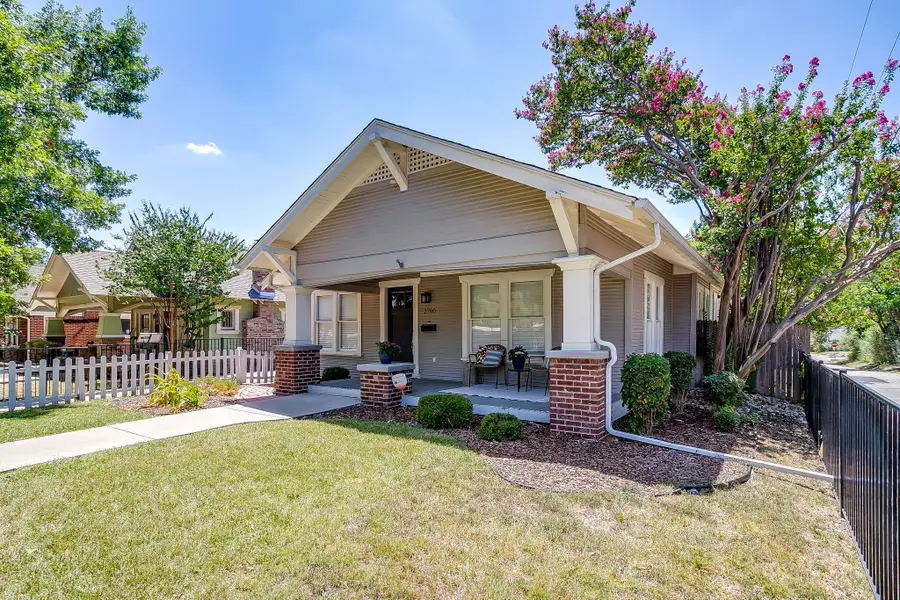2700 College Avenue, Fort Worth, TX 76110 - #2