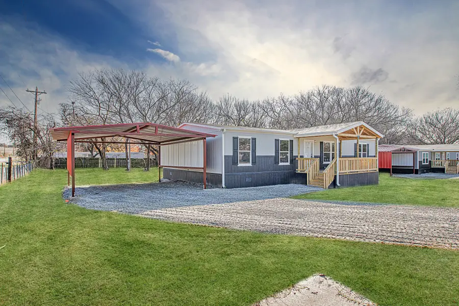 101 Kelly Court, Azle, TX 76020 - #2