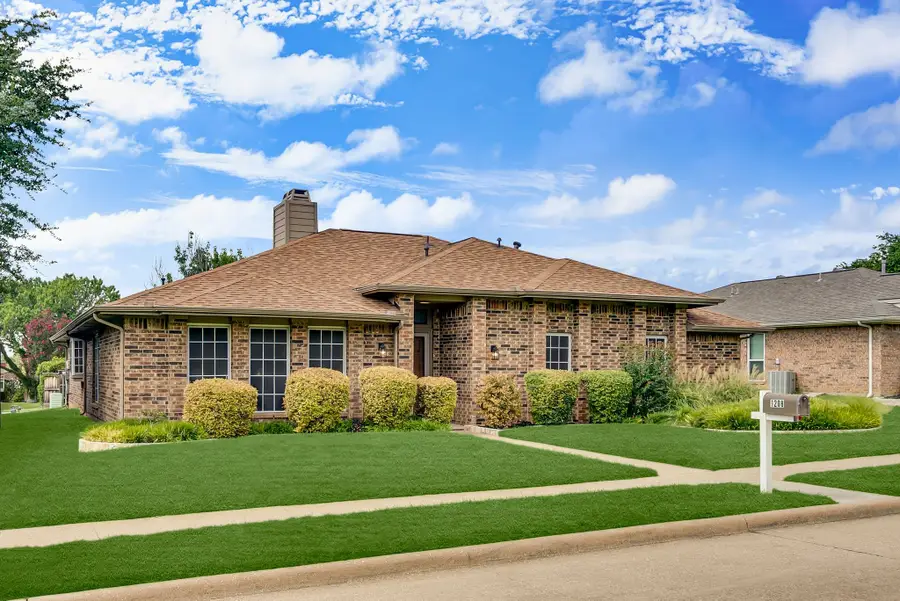 1208 Fox Hollow Drive, Carrollton, TX 75007 - #3