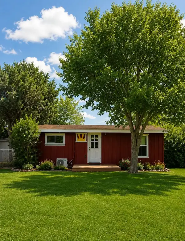 137 Crowfoot Lane, Whitney, TX 76692