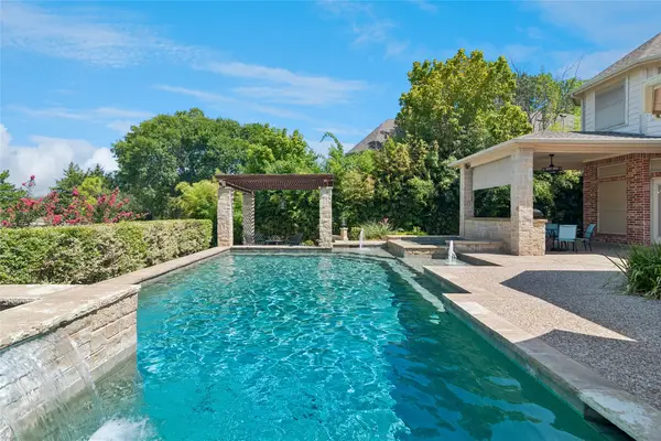 1610 Fairlakes Pointe Drive, Rockwall, TX 75087