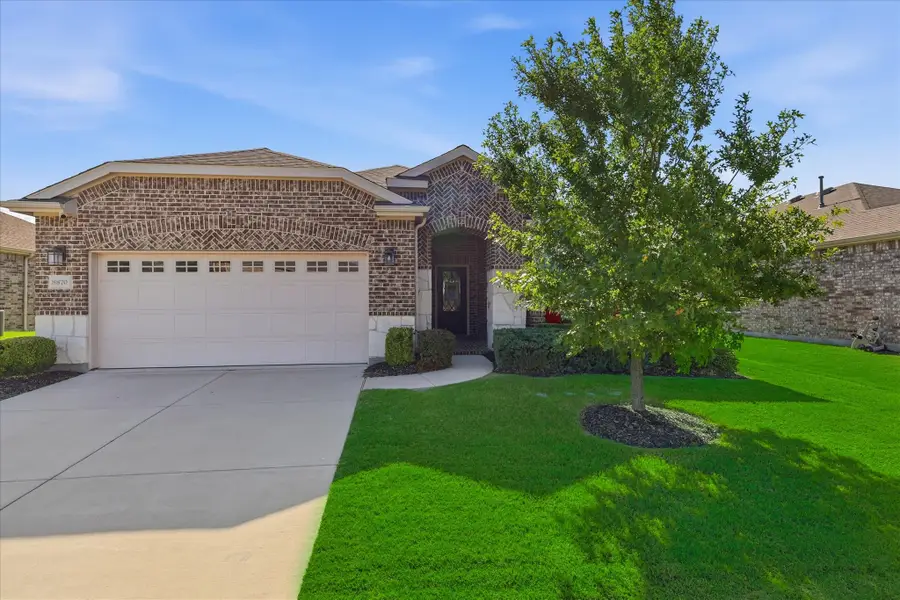 8870 Silent River Road, Frisco, TX 75036 - #2