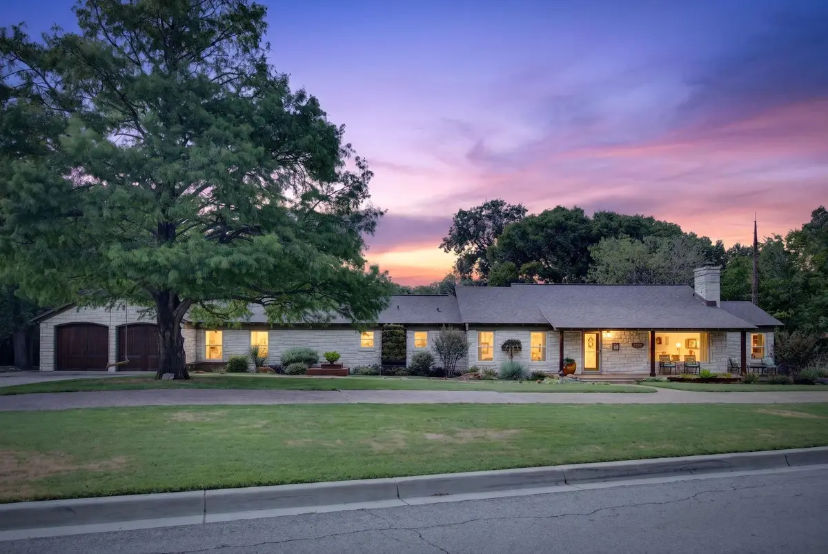 1709 Bluebonnet Drive, Fort Worth, TX 76111 - #1