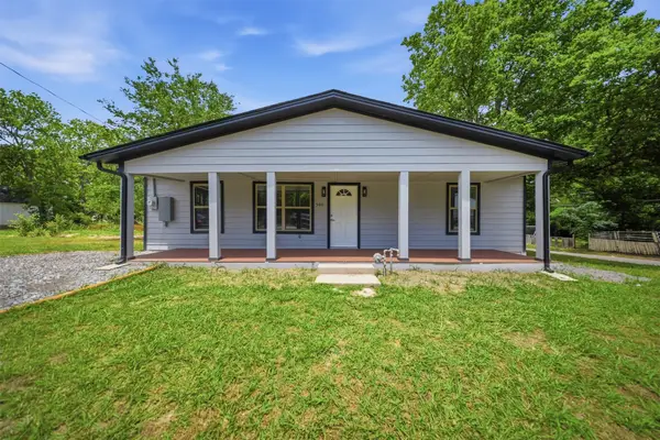 500 S 4th Street, Bonham, TX 75418