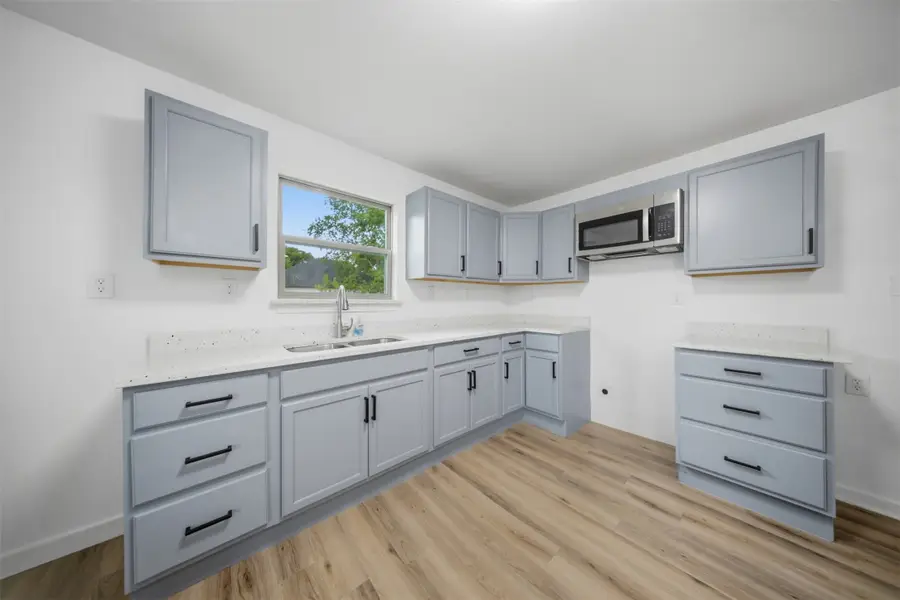 500 S 4th Street, Bonham, TX 75418 - #2