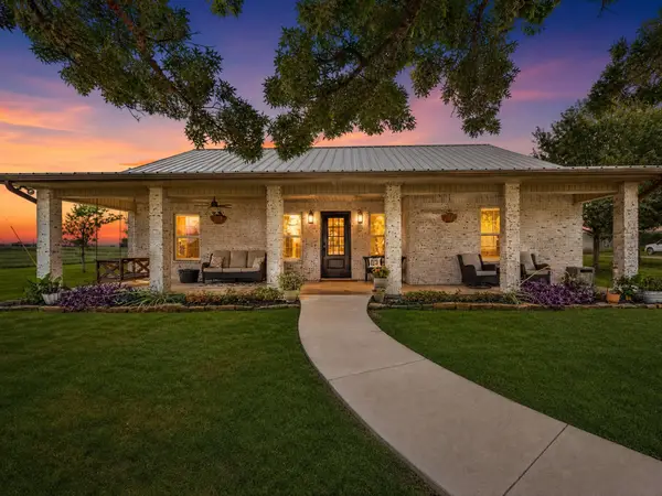1835 Upper Montague Road, Bowie, TX 76230