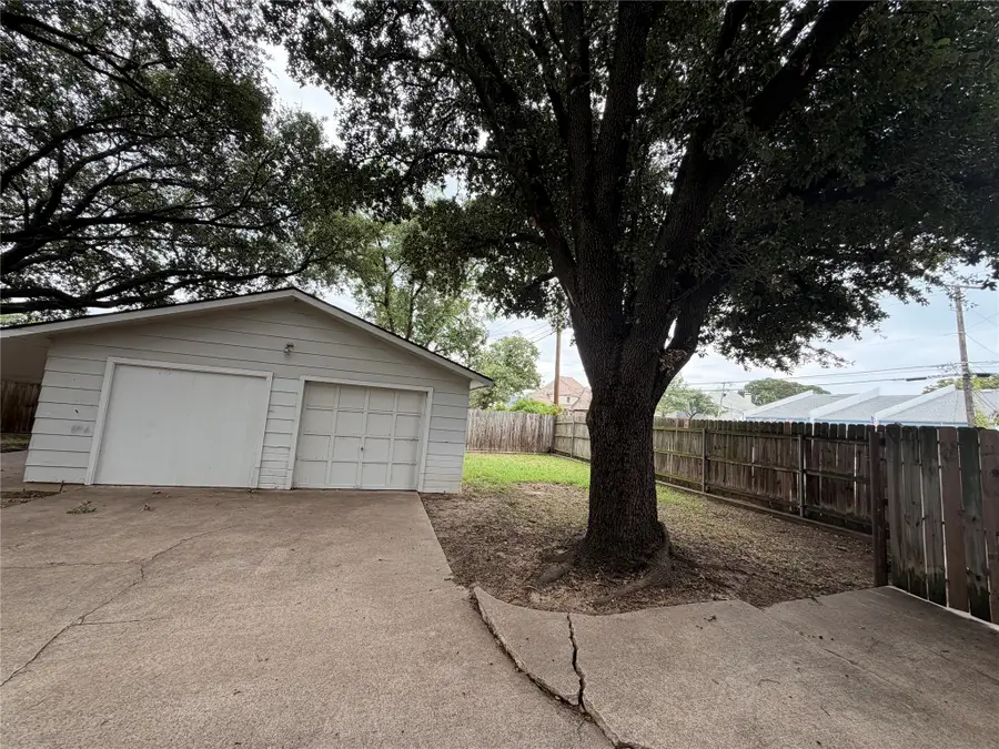 3004 David Lane, Arlington, TX 76013 - #3