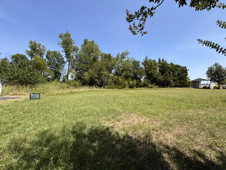 N Park N Park, Leonard, TX 75452 - #2
