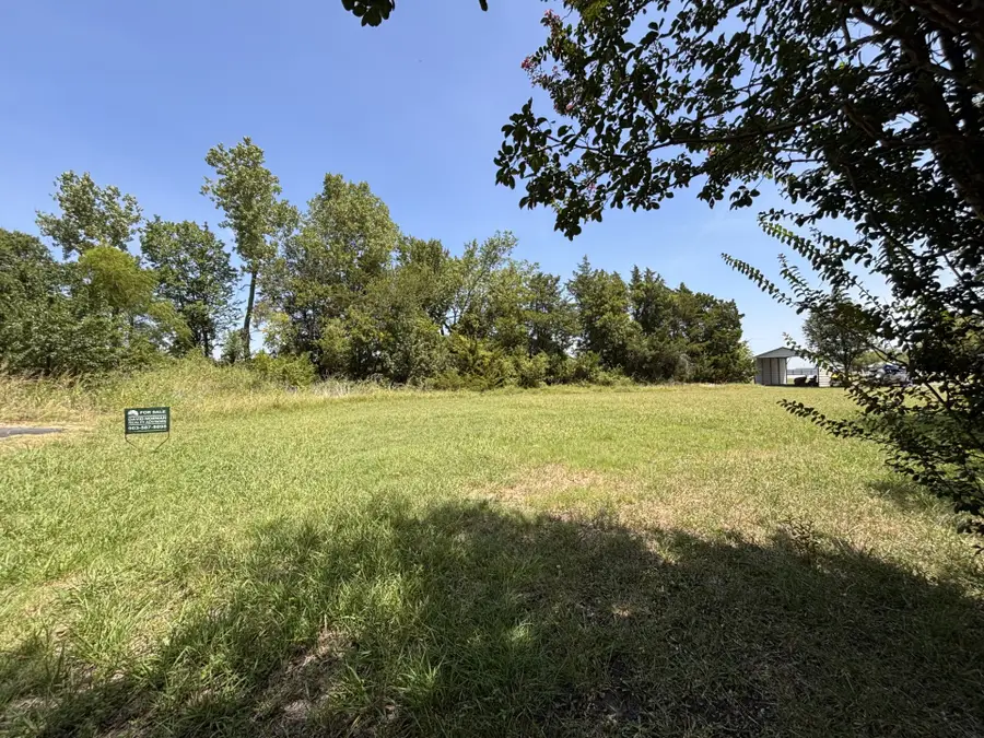 N Park N Park, Leonard, TX 75452 - #3