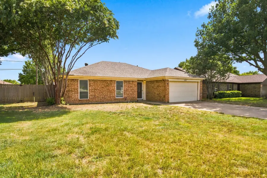4202 Maple Springs Drive, Arlington, TX 76001 - #3