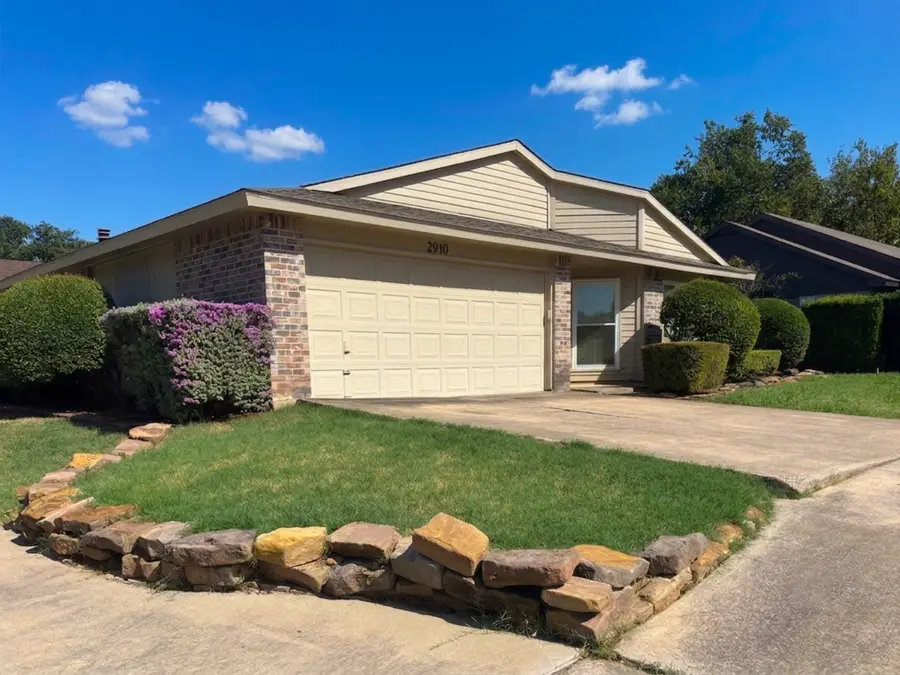 2910 Galemeadow Drive, Fort Worth, TX 76123 - #2