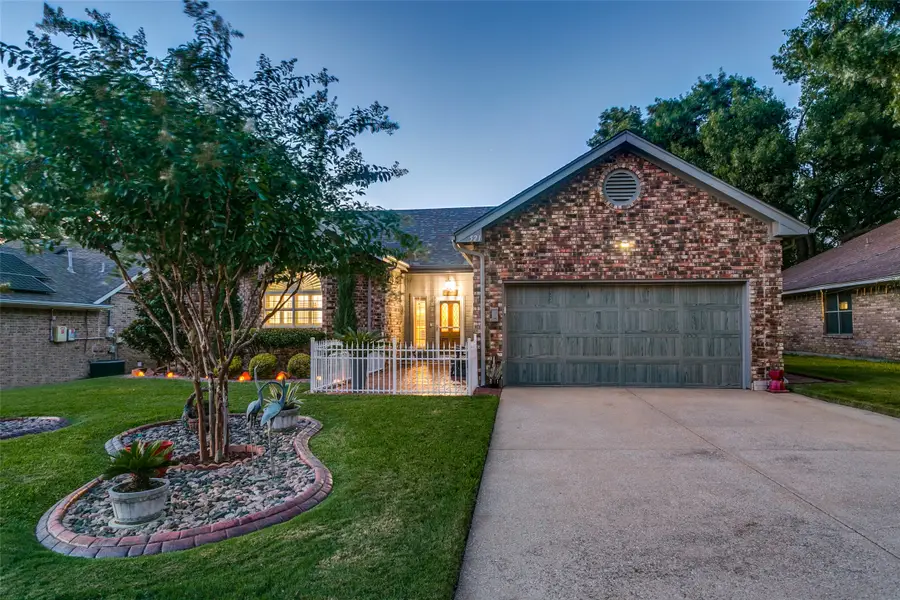 521 Millican Drive, Lewisville, TX 75057 - #2