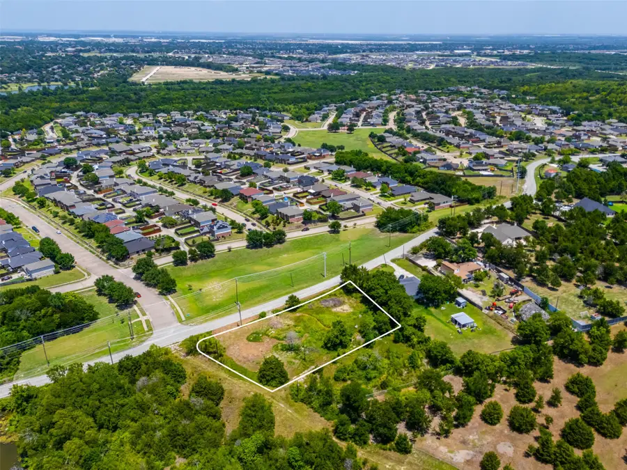 916 Mckenzie Road, Balch Springs, TX 75181 - #3
