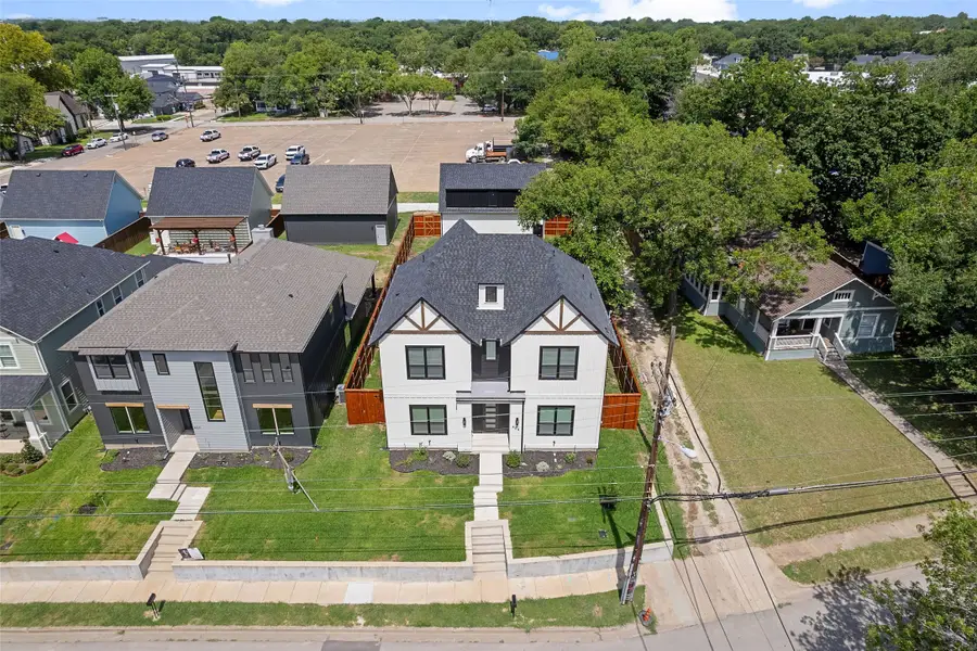 409 N Rogers Street, Waxahachie, TX 75165 - #2