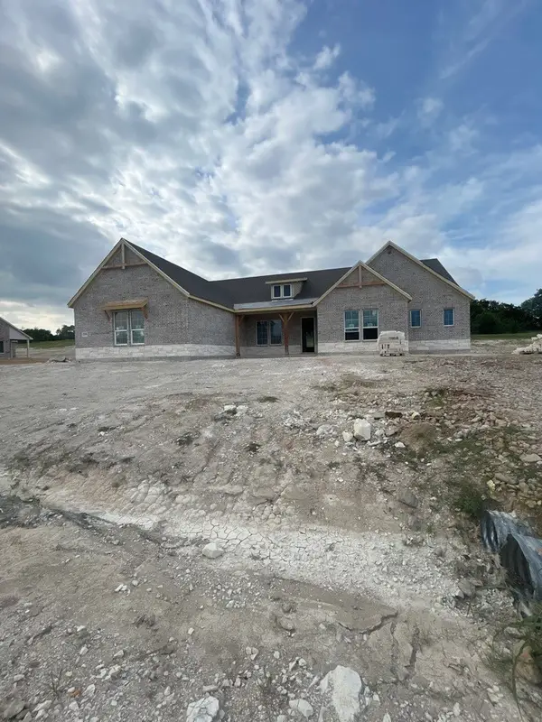 1108 Perrin Lane, Van Alstyne, TX 75495