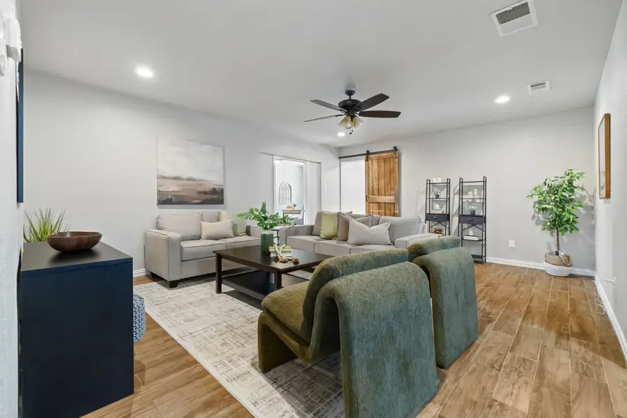 2801 Rosebud Lane, Richland Hills, TX 76118 - #2