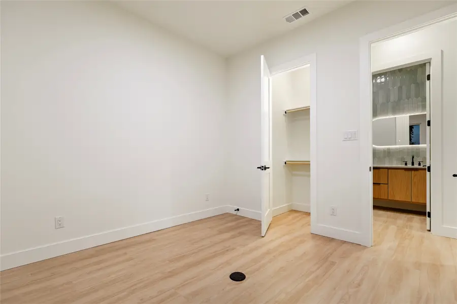326 Avenue F, Dallas, TX 75203 - #3
