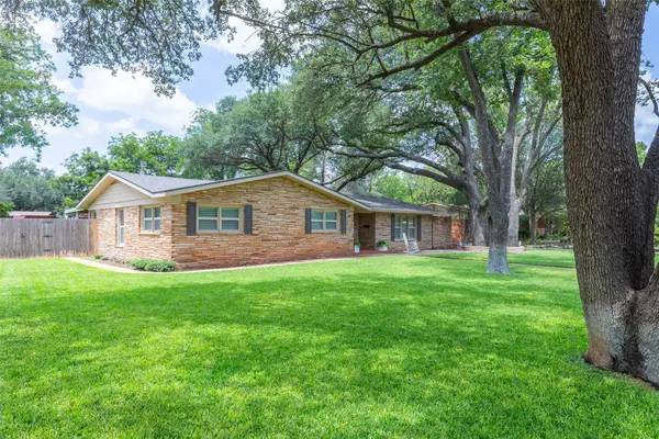 1518 Elmwood Drive, Abilene, TX 79605