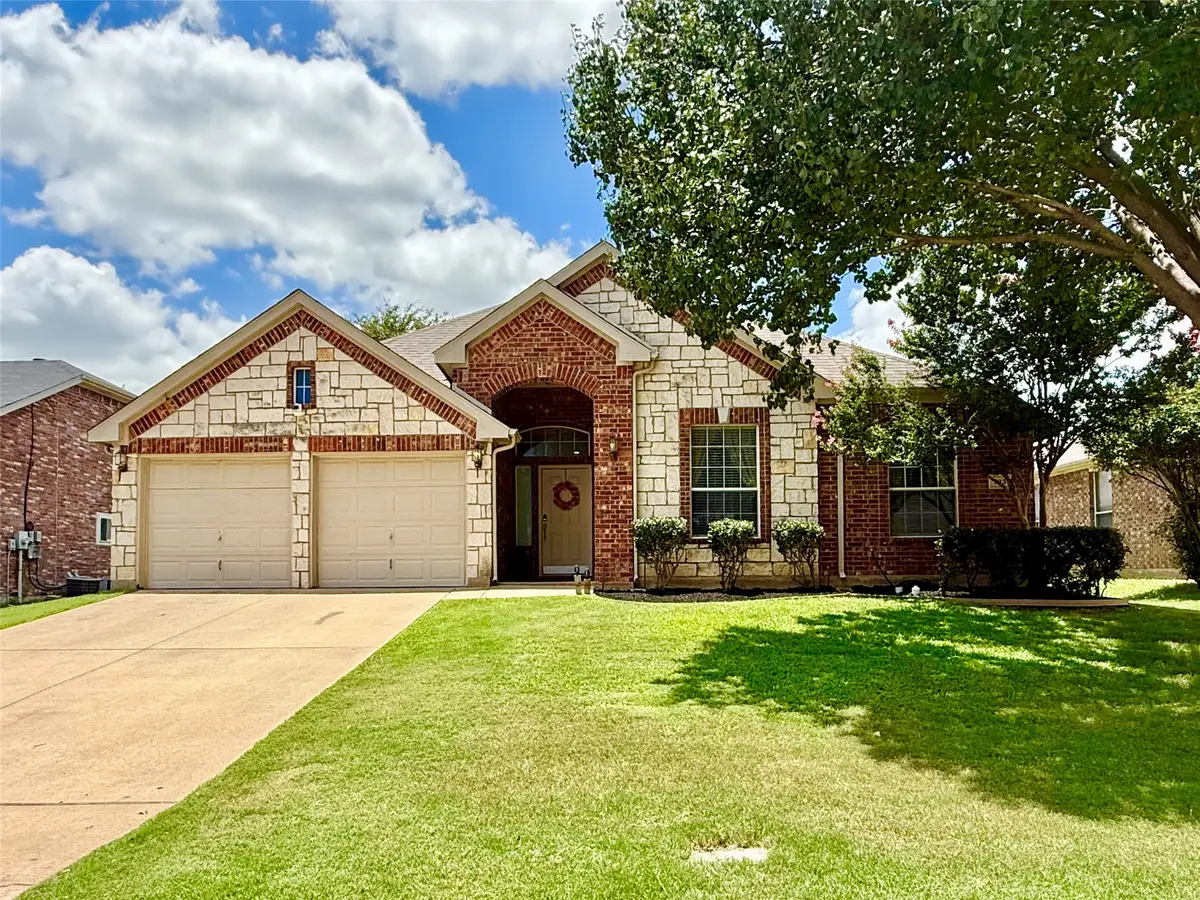 703 Fannin Lane, Mansfield, TX 76063 - #1
