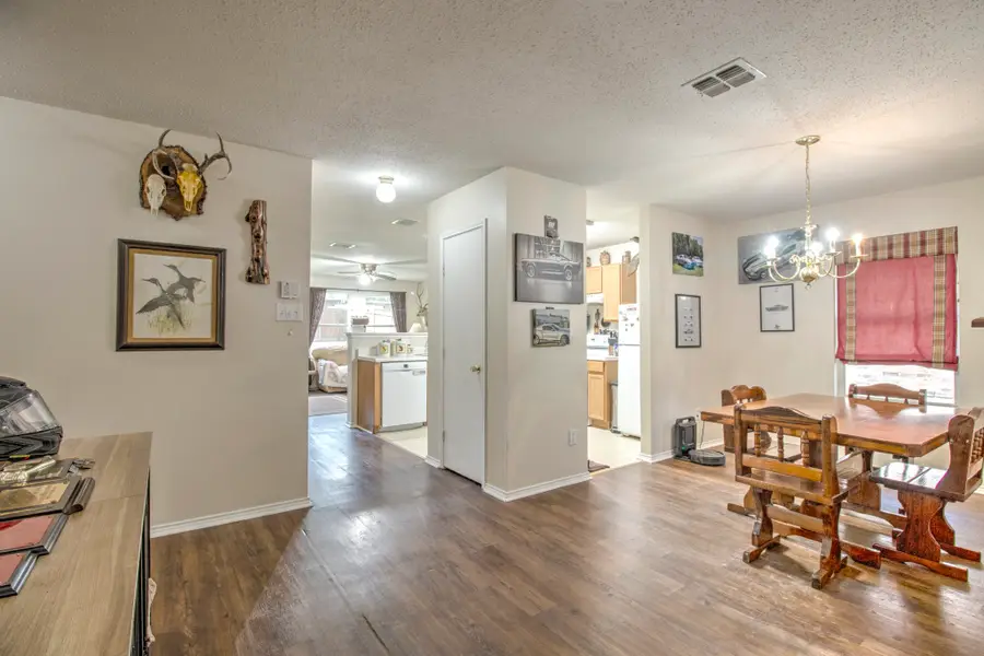302 Quail Crossing Drive, Sanger, TX 76266 - #3
