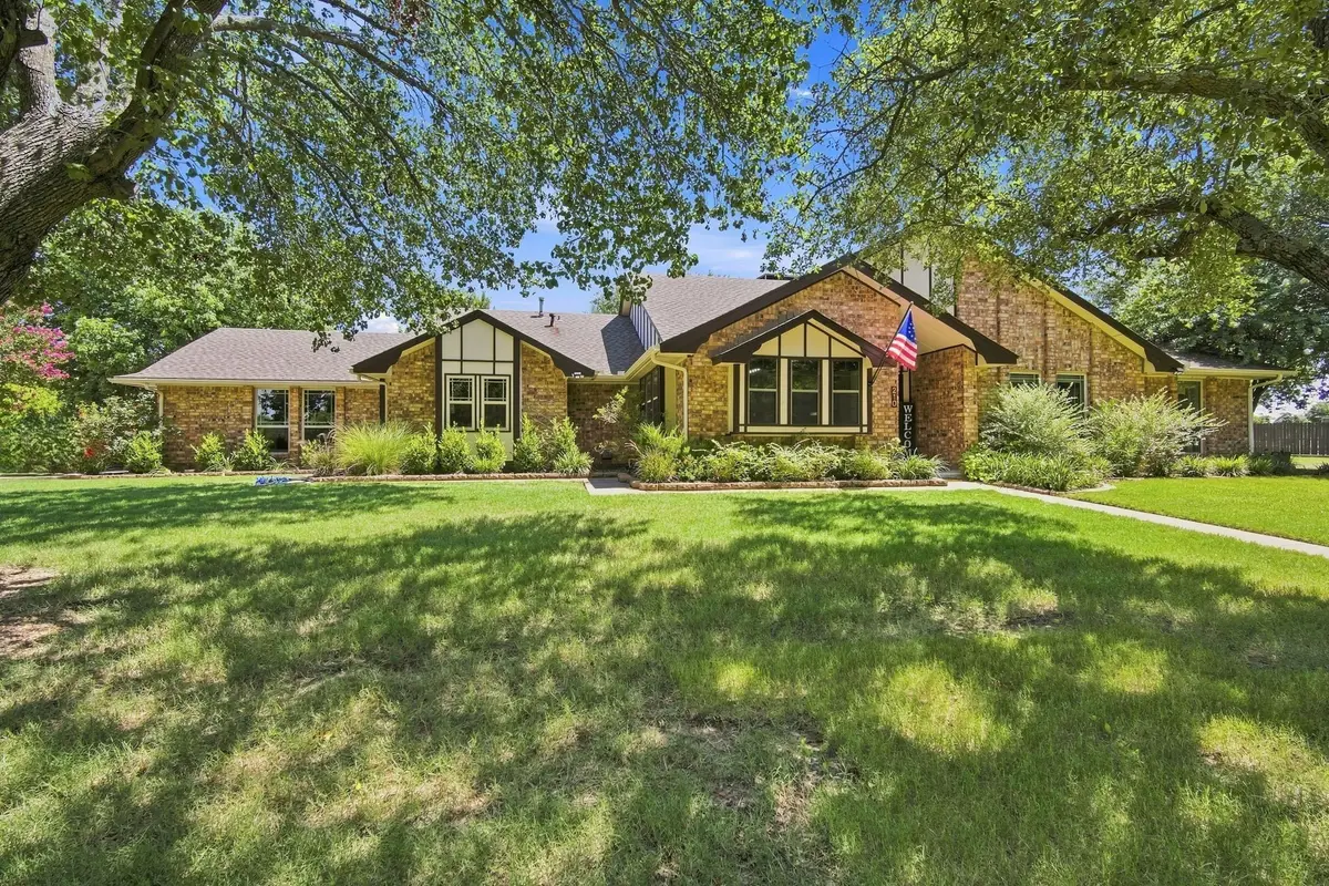 210 Rock Springs Court, Waxahachie, TX 75165 - #1