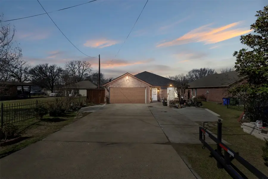 3809 S Peachtree Road, Balch Springs, TX 75180 - #3