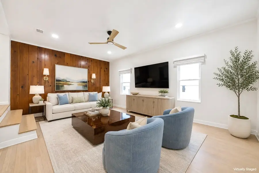 3102 W Jefferson Boulevard, Dallas, TX 75211 - #3