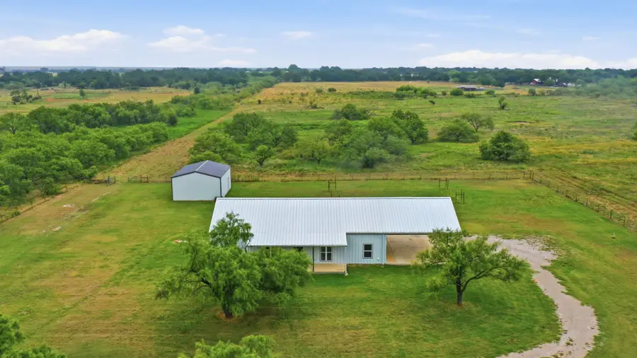 5599 S Fm 113, Millsap, TX 76066 - #2