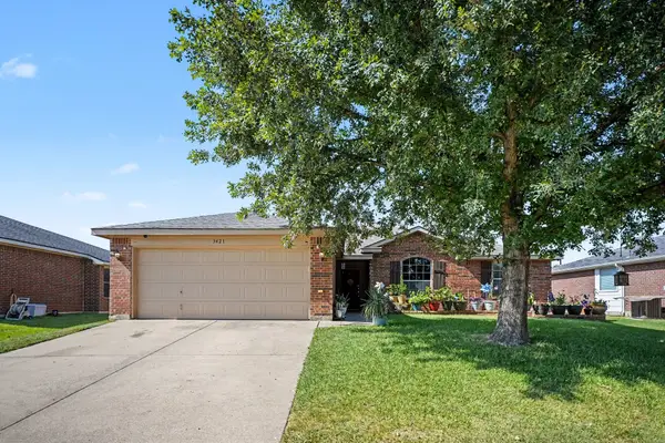 3421 Oxford Street, Midlothian, TX 76065