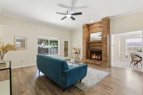 7229 Laurelhill Court S, Fort Worth, TX 76133
