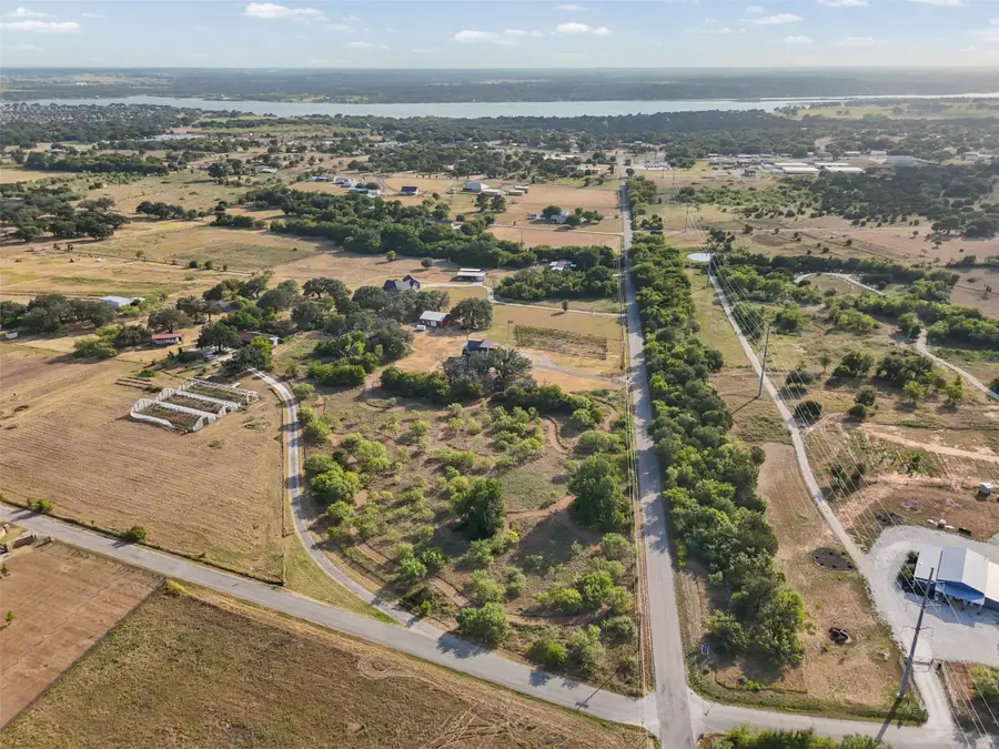 325 Bolton Road, Granbury, TX 76049 - #2
