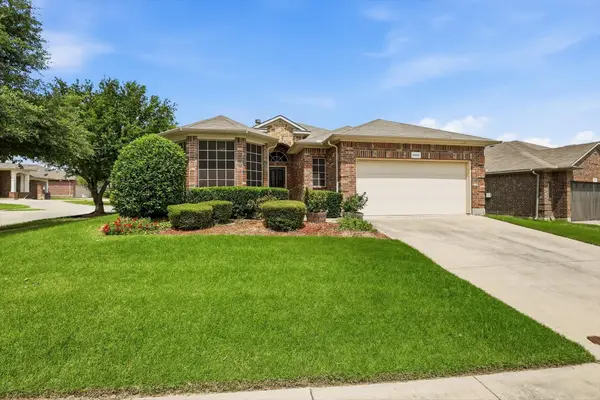 4524 Lacewood Drive, Denton, TX 76226