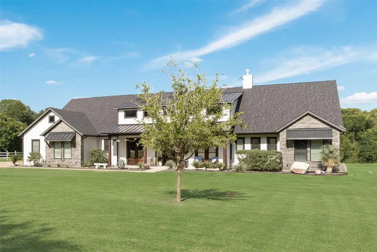 160 N Falling Leaves Drive N, Waxahachie, TX 75167 - #1