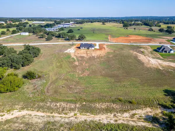 237 Kilkenny Road, Poolville, TX 76487