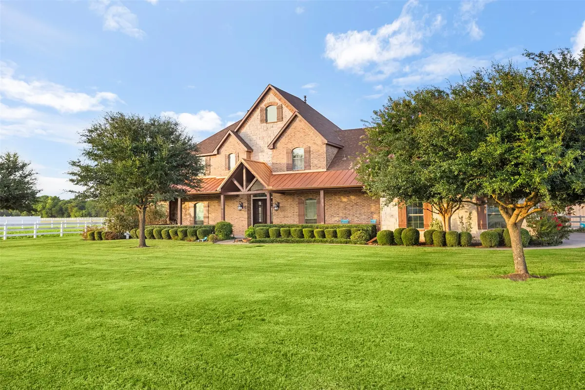 170 Steel Dust Drive, Red Oak, TX 75154 - #1