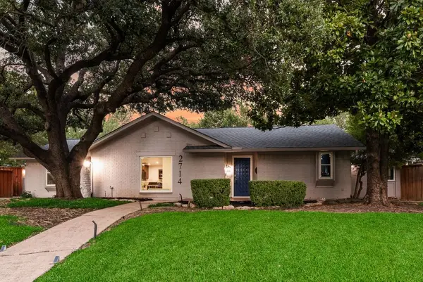 2714 Lakeview Lane, Carrollton, TX 75006