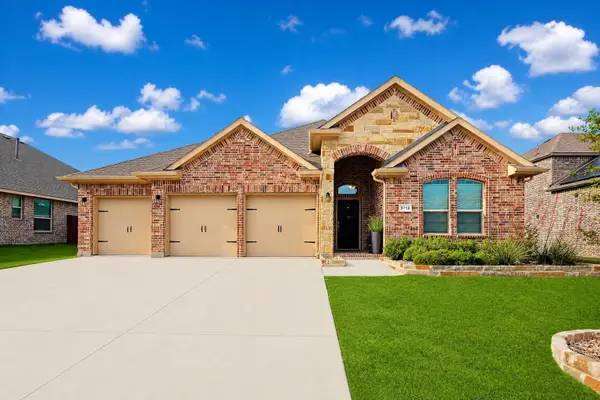 3712 Rolling Meadows Drive, Grand Prairie, TX 76065