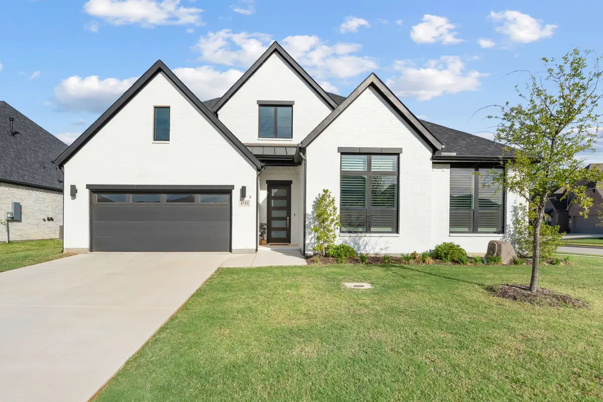 4733 Valley Peak, Justin Roanoke, TX 76262 - #1